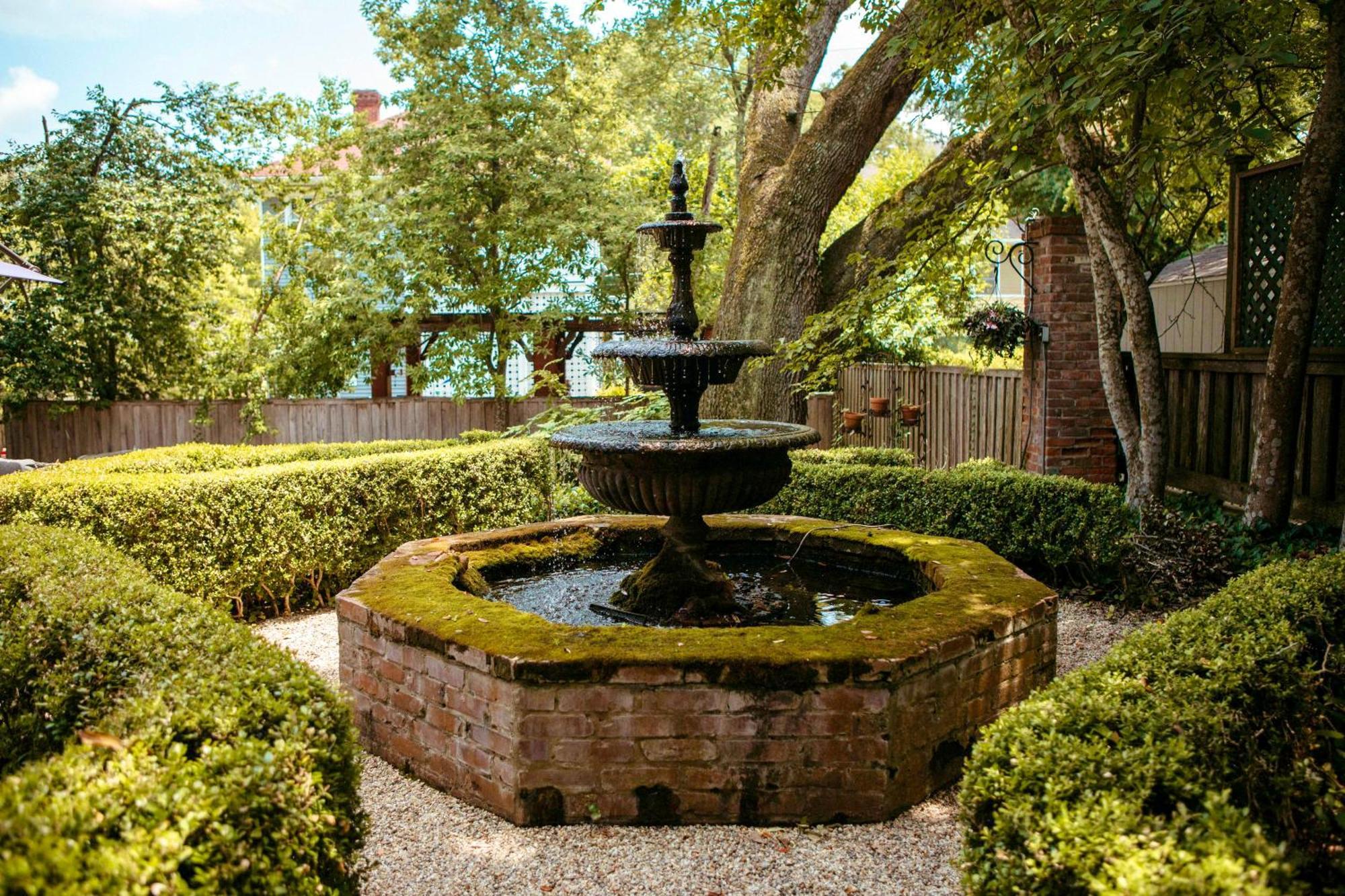 Anchuca Historic Mansion & Inn Vicksburg Buitenkant foto
